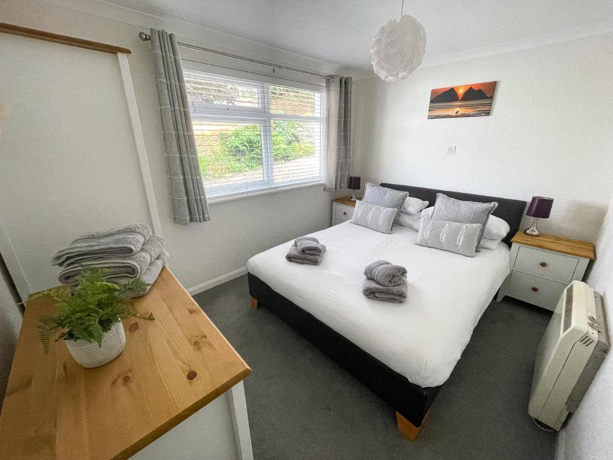 2 Chatsworth Riverscape Apartments - Peaceful Apartment In Great Location With Free Parking Overlooking The Gannel Just A Short Walk From Newquays Incredible Beaches And Local Amenities New Quay Eksteriør billede