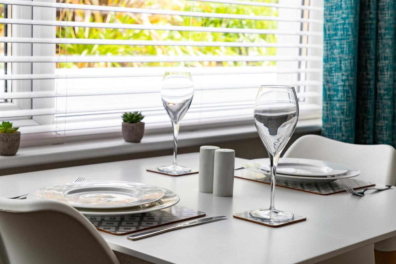 2 Chatsworth Riverscape Apartments - Peaceful Apartment In Great Location With Free Parking Overlooking The Gannel Just A Short Walk From Newquays Incredible Beaches And Local Amenities New Quay Eksteriør billede